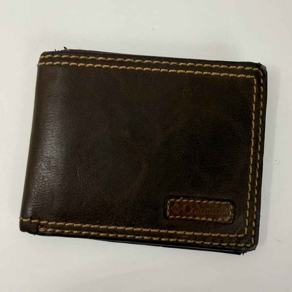 Columbia Brown Leather Bifold Wallet RFID ID Window Card Holder